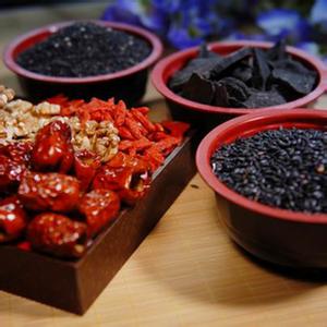 <em>美女</em>必看:比微整形还厉害的食材美容秘方