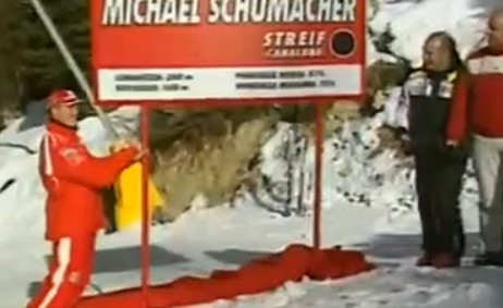[云南网视]舒马赫滑雪头盔装备摄像机 摔倒前视