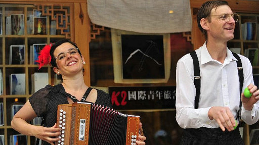 海关总署官员:保持 打击食糖走私 高压态势