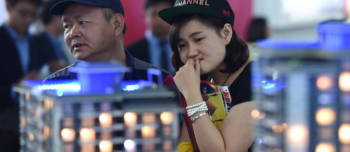 韩庚鹿晗黄子韬 818韩国SM公司的虐星事件